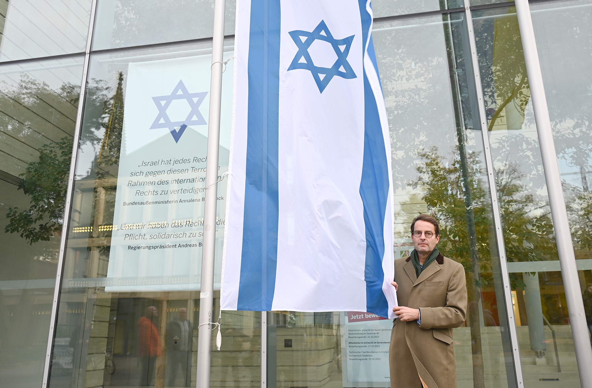 Bezirksregierung Münster – Zweite israelische Fahne gestohlen