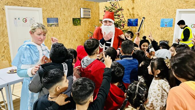 Weihnachtsfeier für Kinder in der Notunterkunft in Castrop-Rauxel