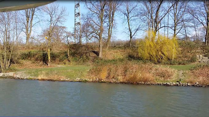 Bereich eines geplanten Reproduktions- und Regenerationsbeckens für Fische und Kleinlebewesen am Rhein-Herne-Kanal  in Oberhausen