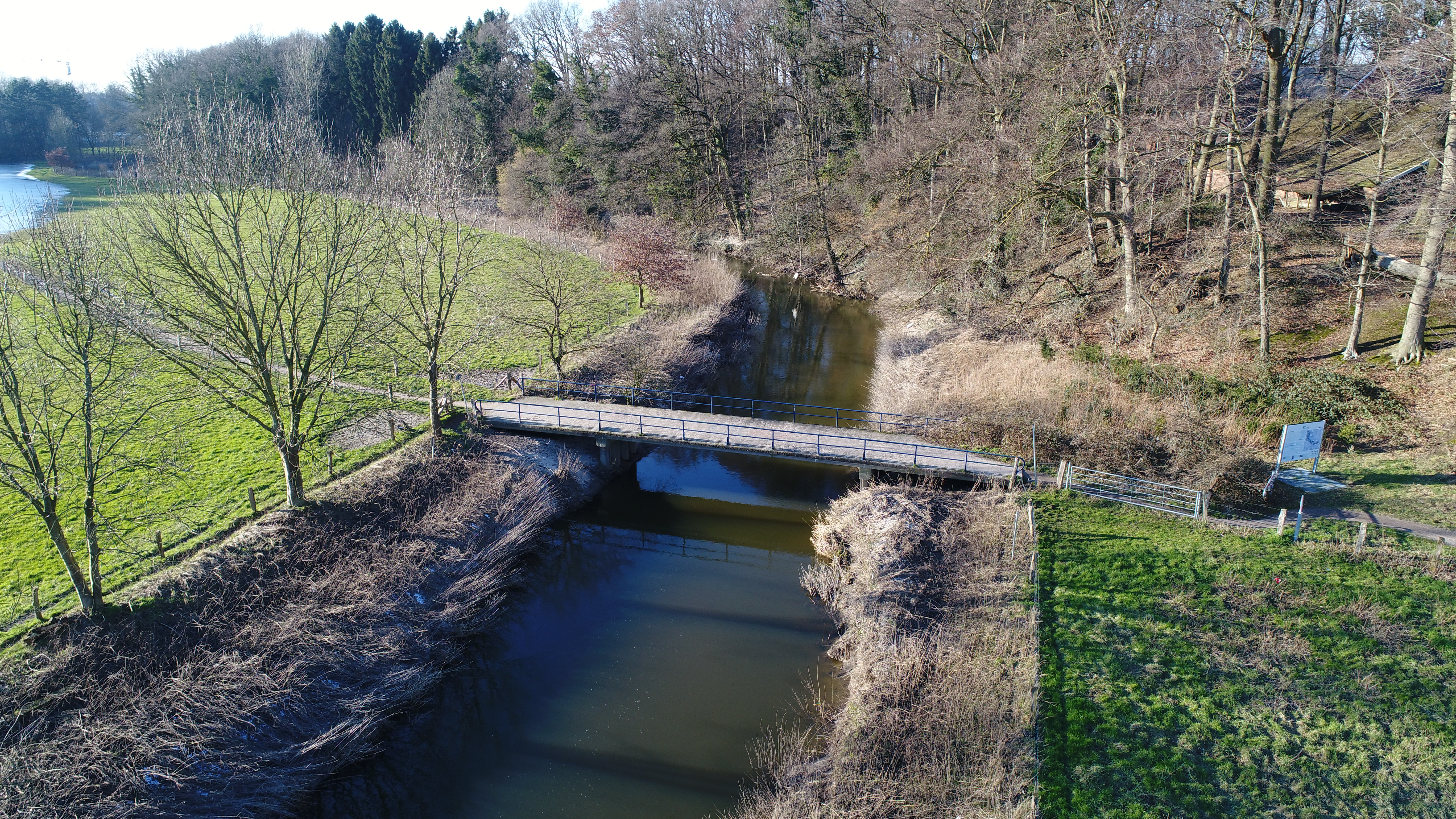 Anlagen am Gewässer
