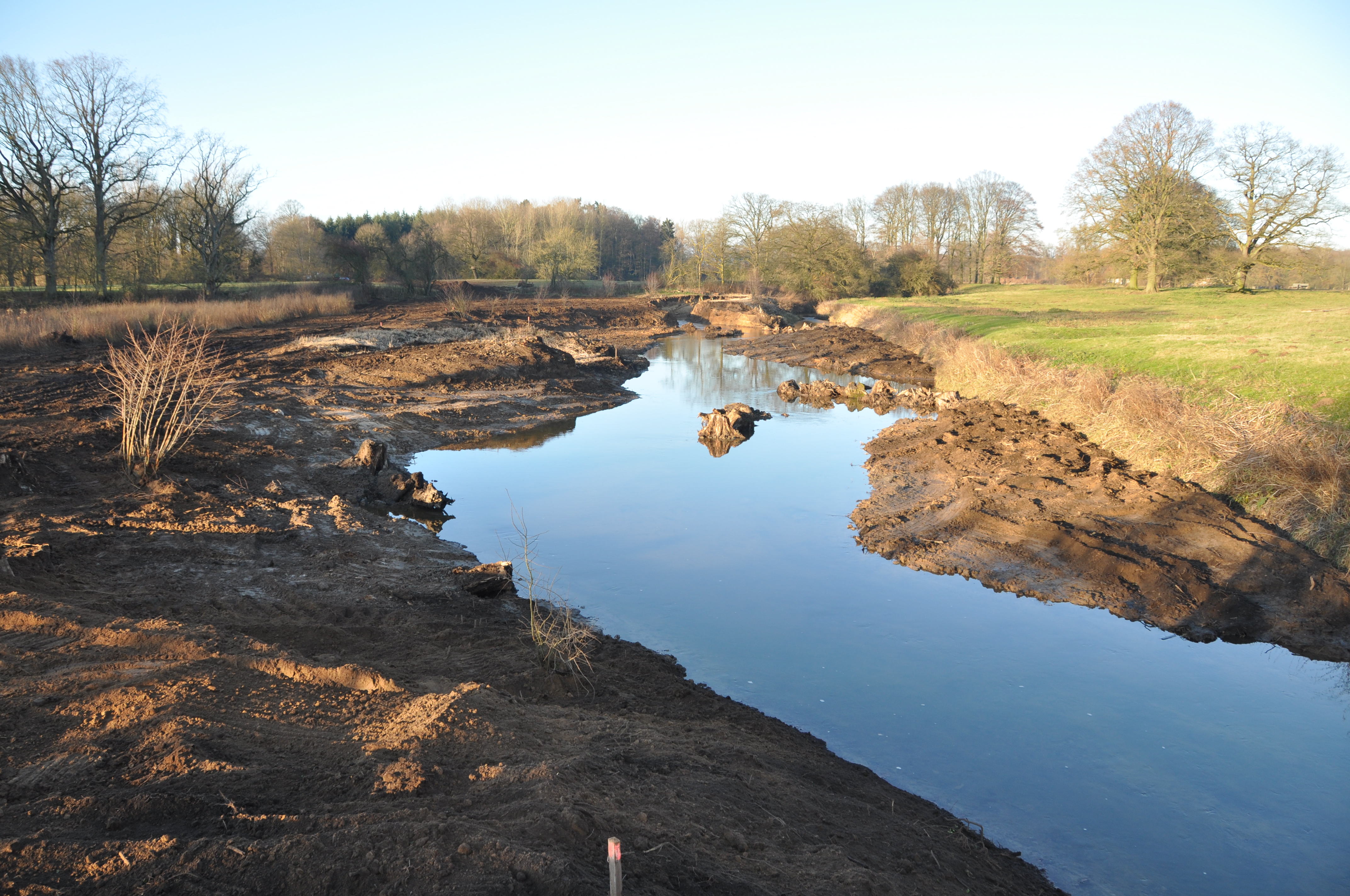 Blick auf die Bever direkt nach Abschluss der Bauarbeiten 
