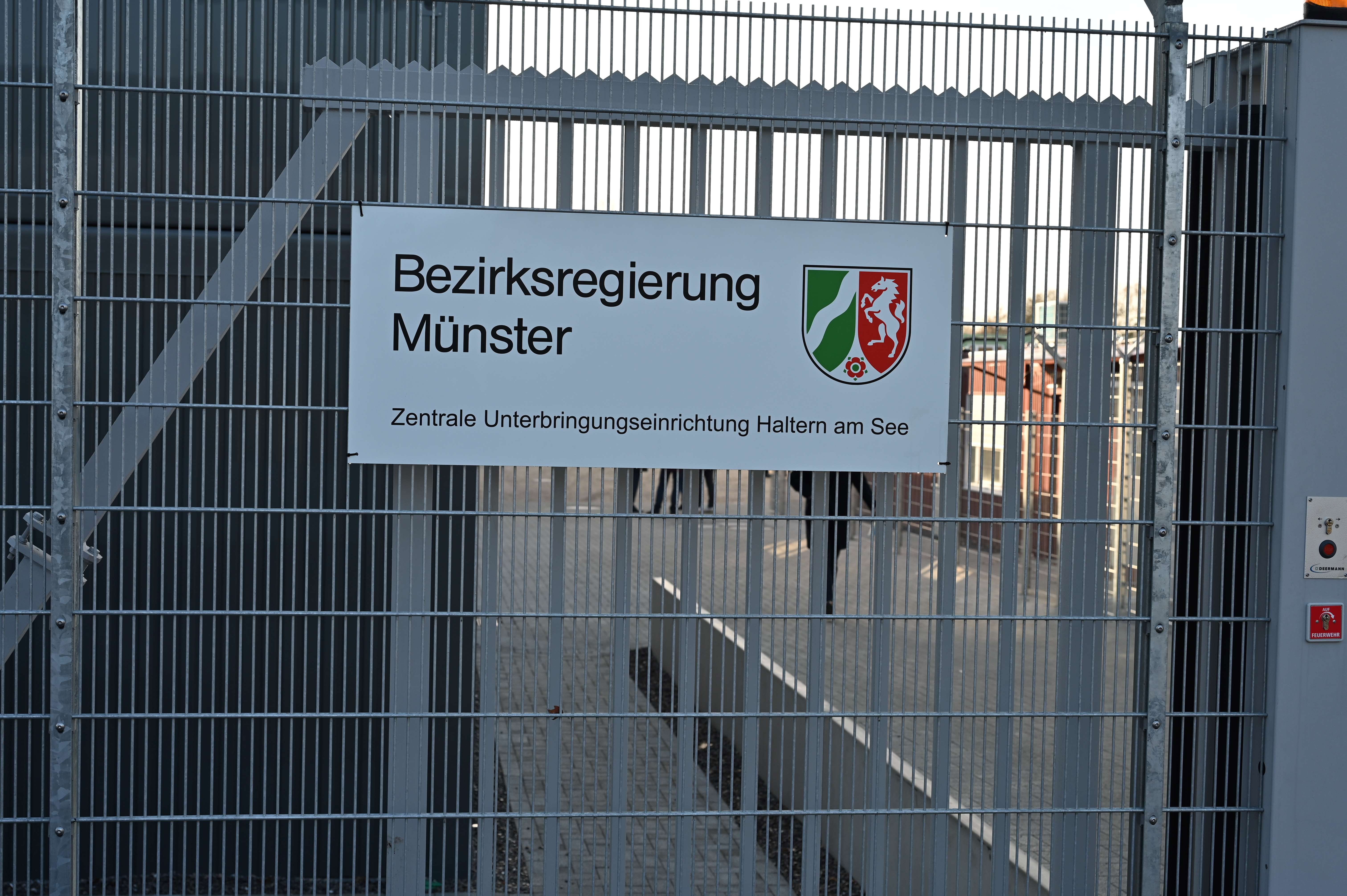 Die Bezirksregierung Münster betreibt die Zentrale Unterbringungseinrichtung in Haltern am See. 