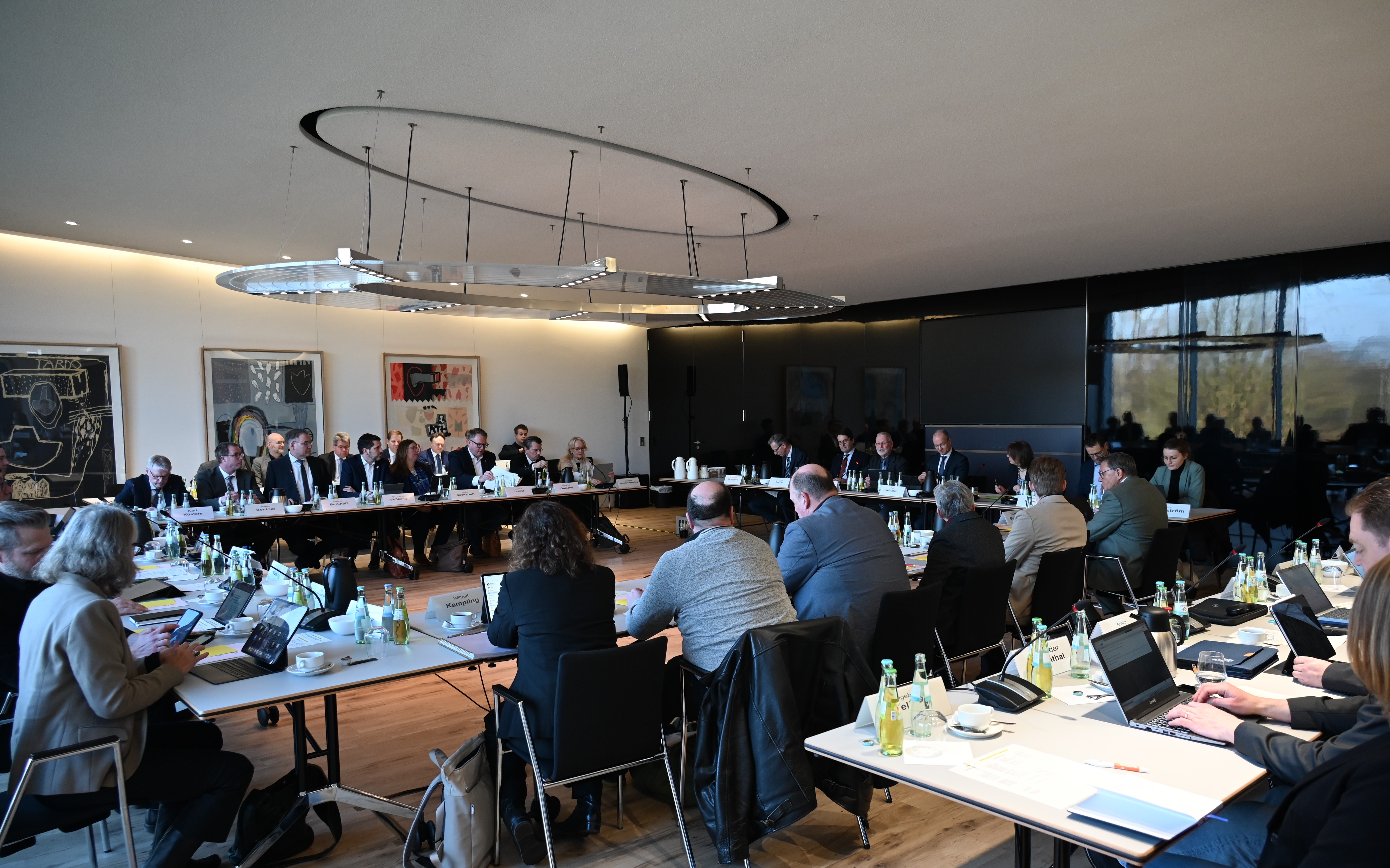 . Der neue Regionalrat Münster kam heute (9. Februar) im Marga-Spiegel-Haus der Bezirksregierung Münster zu seiner konstituierenden Sitzung zusammen