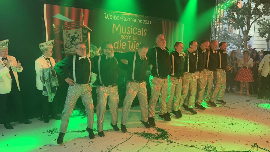 Weiberfastnacht_2023__7__galerie_bild.jpg