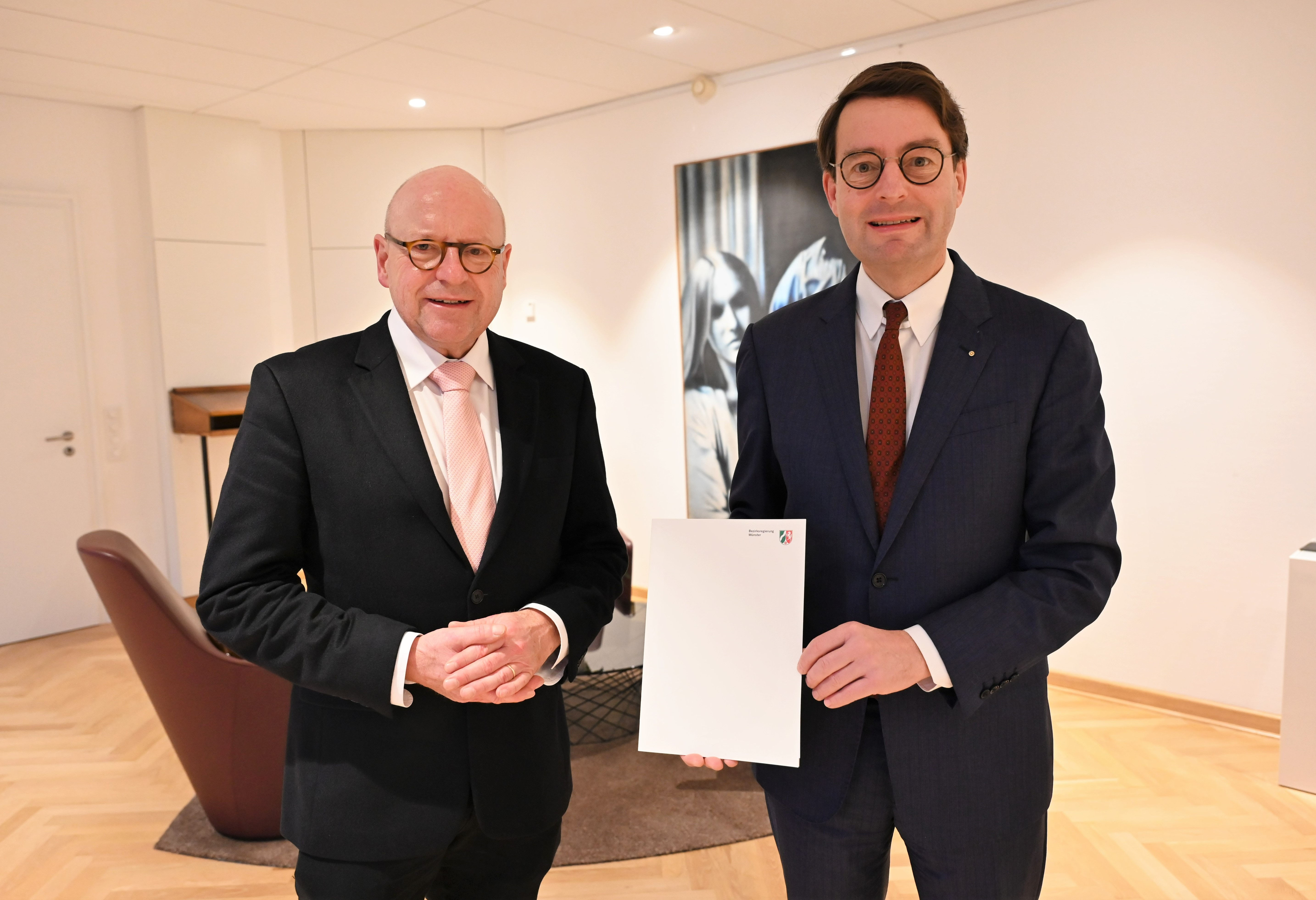 bescheiduebergabe_stadt_muenster_original.jpg
