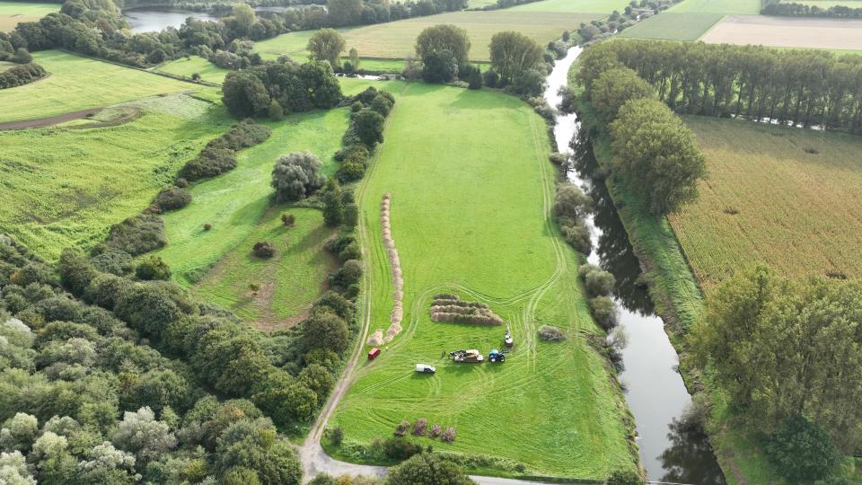 Drohnenaufnahme mit Blick auf die zukünftigen Sekundäraue vor Beginn der Bauarbeiten 