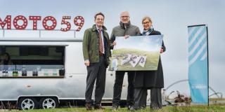 Freuen sich gemeinsam über die Förderung in Höhe von rund 1,2 Millionen Euro: v.l. Regierungspräsident Andreas Bothe, RVR-Regionaldirektor Garrelt Duin und RVR-Beigeordnete Nina Frense.